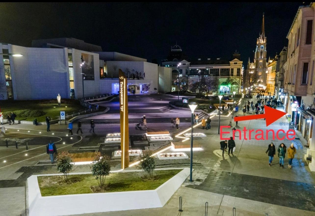 Theatre Square Apartments Novi Sad Exteriér fotografie